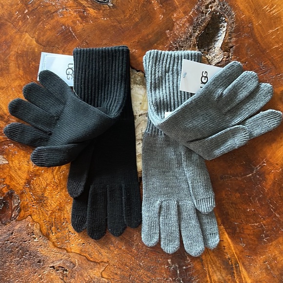 NWT UGG gloves one size - Picture 4 of 10